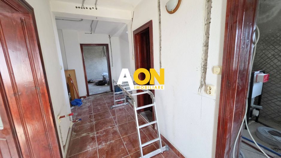 Spatiu birouri la casa, in curs de amenajare, 100 mp, Cetate - Poză 5