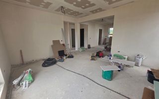 Casa Tip Duplex Zona Piata Cetate, 4 Camere, 3 Bai - Poză 3