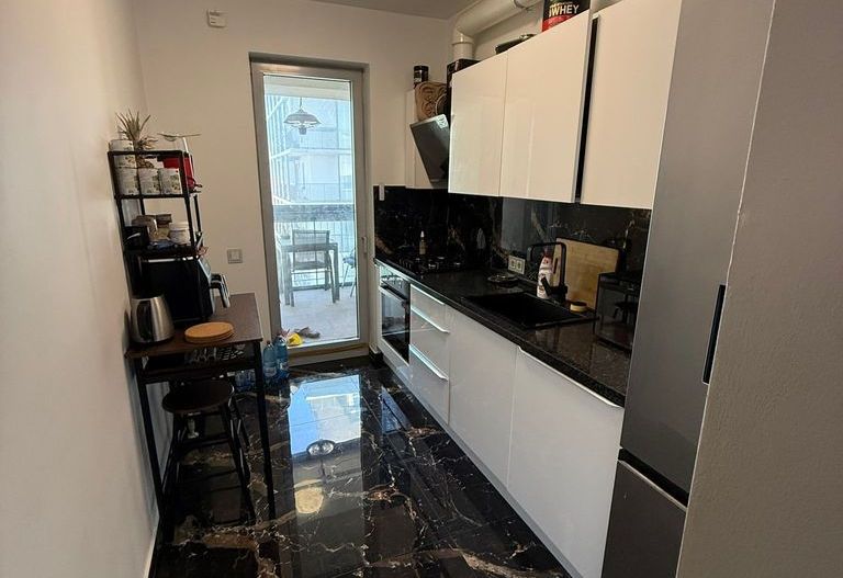 Se vinde apartament 2 camere si 2 bai in Asmita Gardens - Poză 11