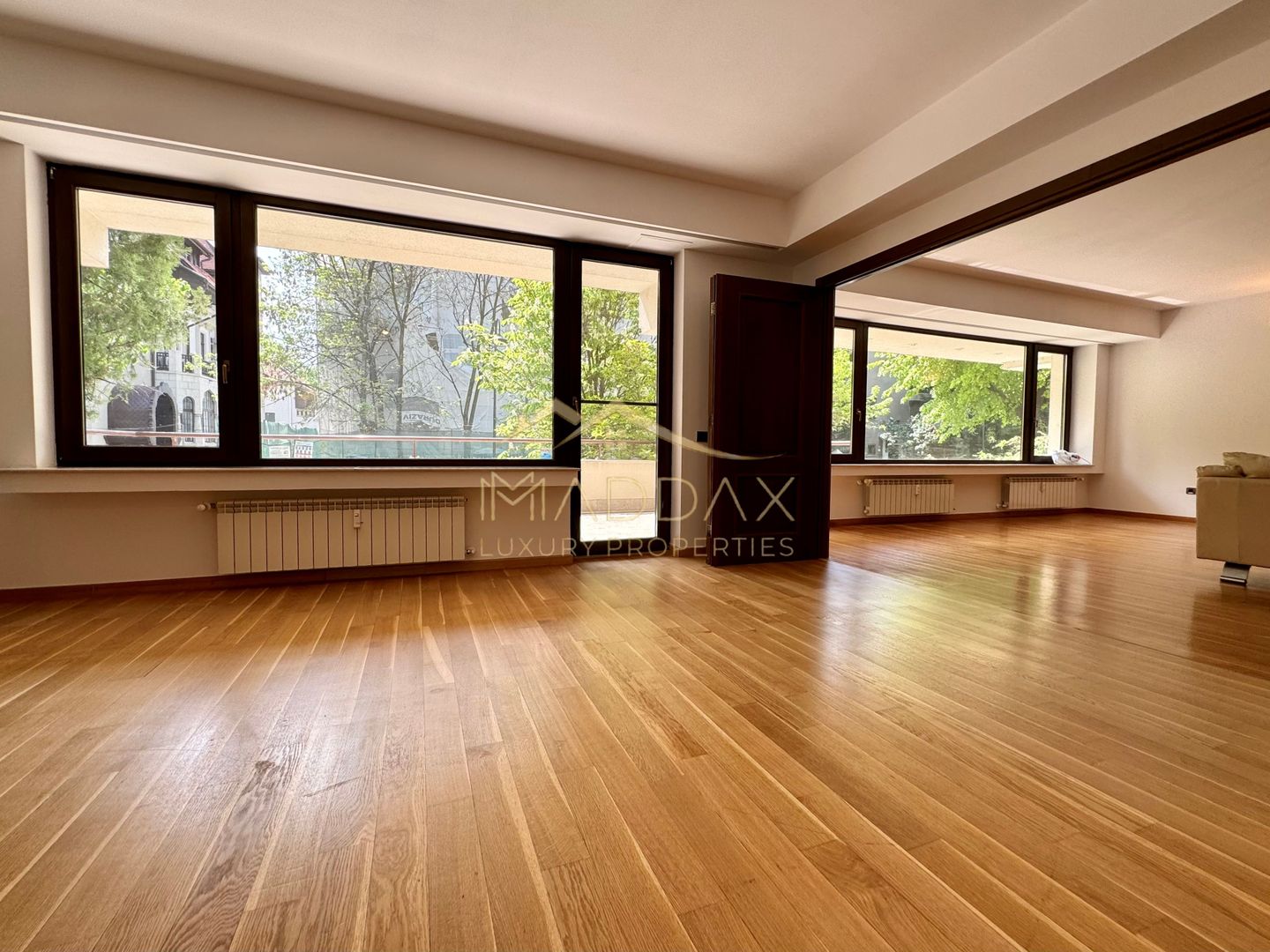 Apartament cu 4 camere 250mp* 2 parcări subterane / Dorobanti-Capitale - Poză 16