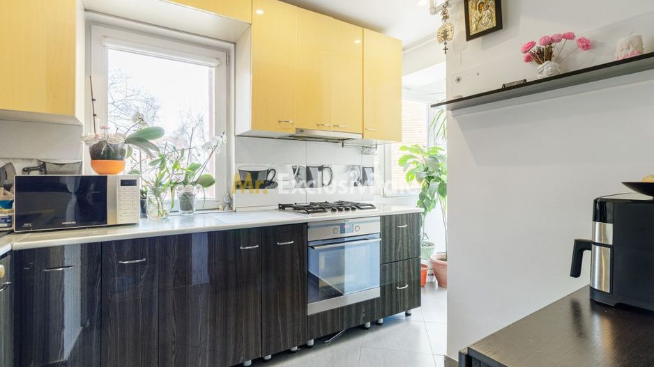 Apartament 3 camere Regie - Poză 2