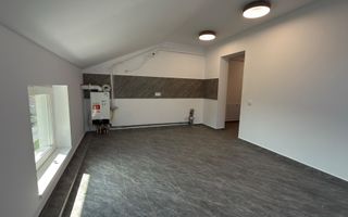 Apartament 3 camere NOU! Zona foarte liniștită! - Poză 4
