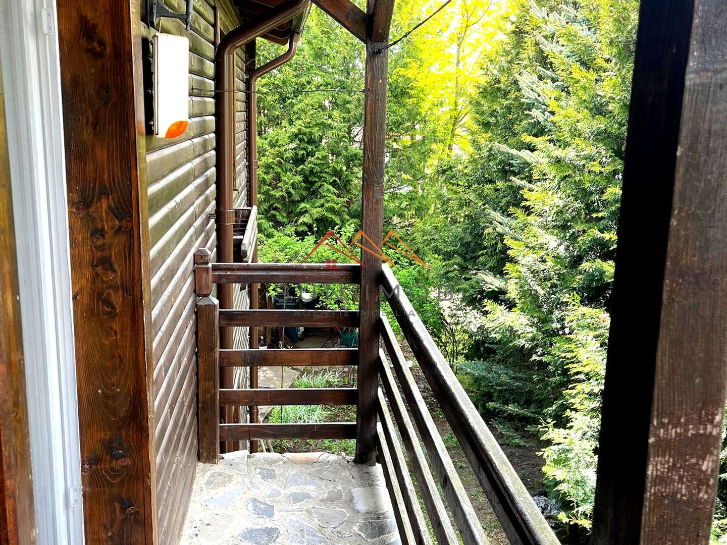 Casă rustică P+M duplex, teren 325 mp, foișor, Brebu PH 159000 Euro - Poză 6