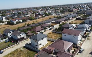 Vila la intrare in comuna Berceni - Poză 12