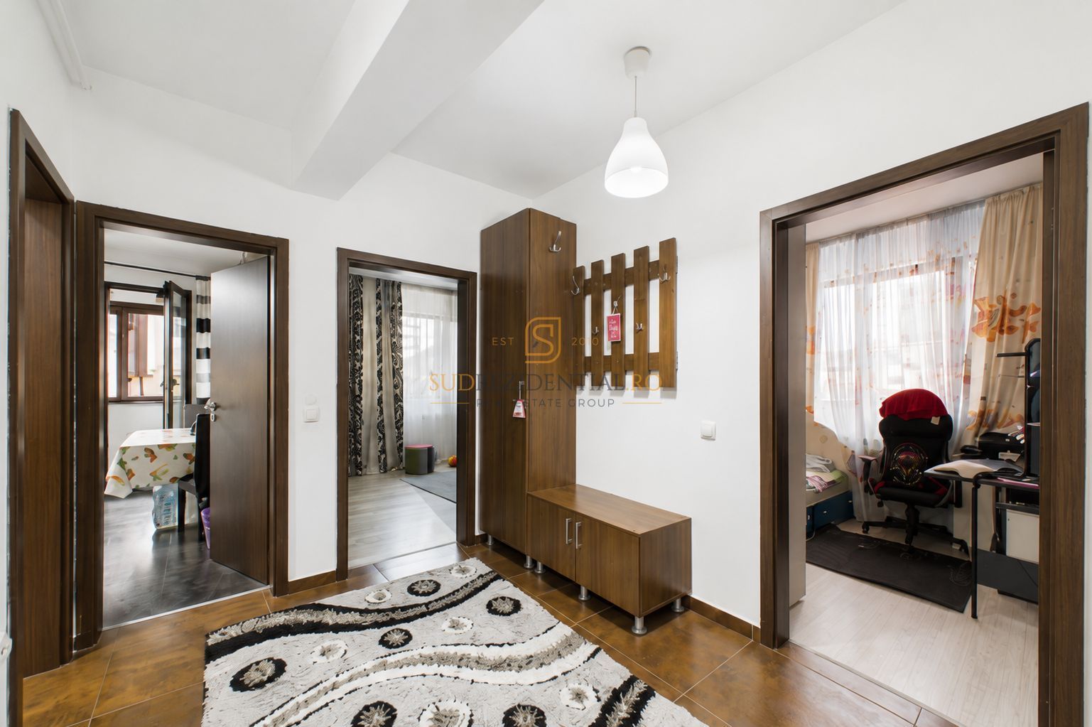 Apartament 3 camere decomandat. mobilat si utilat, Sector 5 - Poză 1