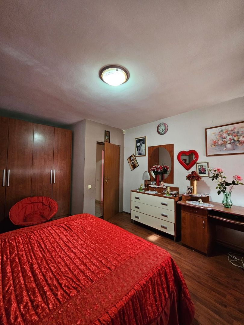 Casa- zona Spitalul nr 1 - Poză 12