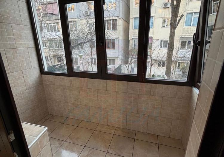 De vânzare apartament 1 camera - IREG - Poză 3