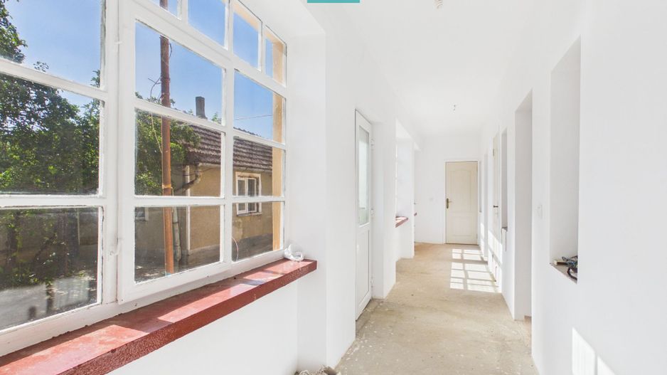 Casa renovata 3 camere Gepiu - Poză 2