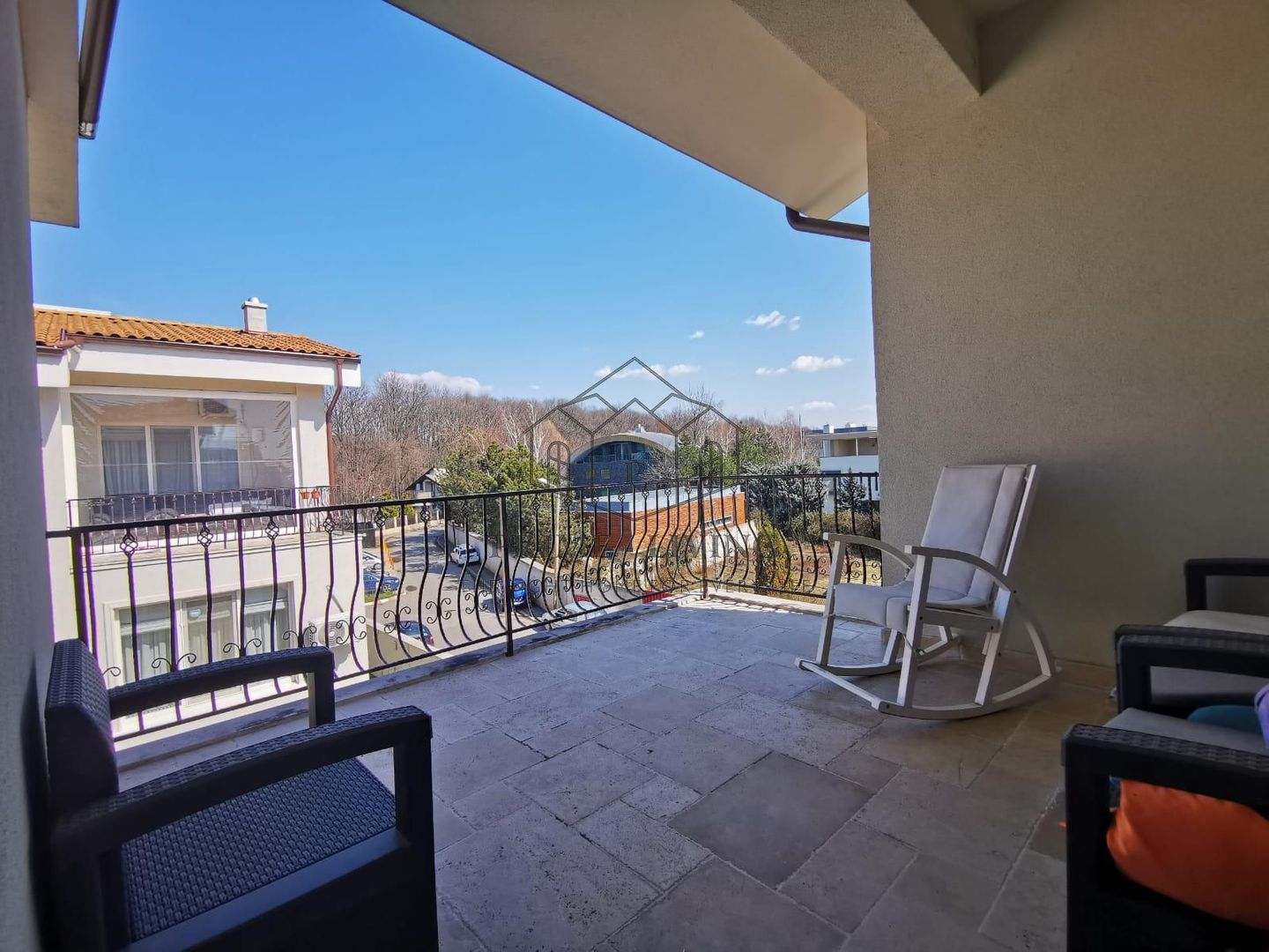 VILA CU 7 CAMERE IN COMPLEX LA INCHIRIERE/VANZARE IN IANCU NICOLAE - Poză 15