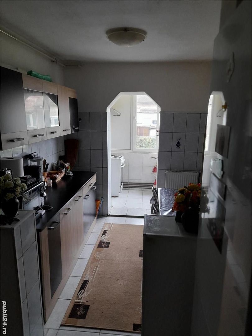 Apartament 3 camere zona Lipovei - Poză 2