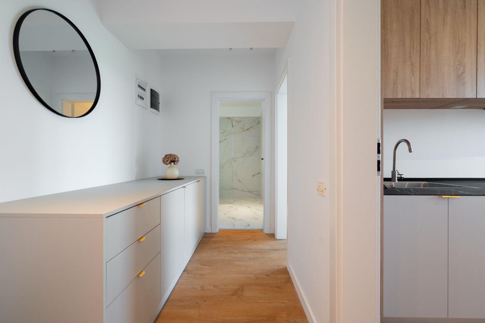 For Rent I 2-Room Apartment | Tunari I Separated Kitchen | Parking - Poză 7