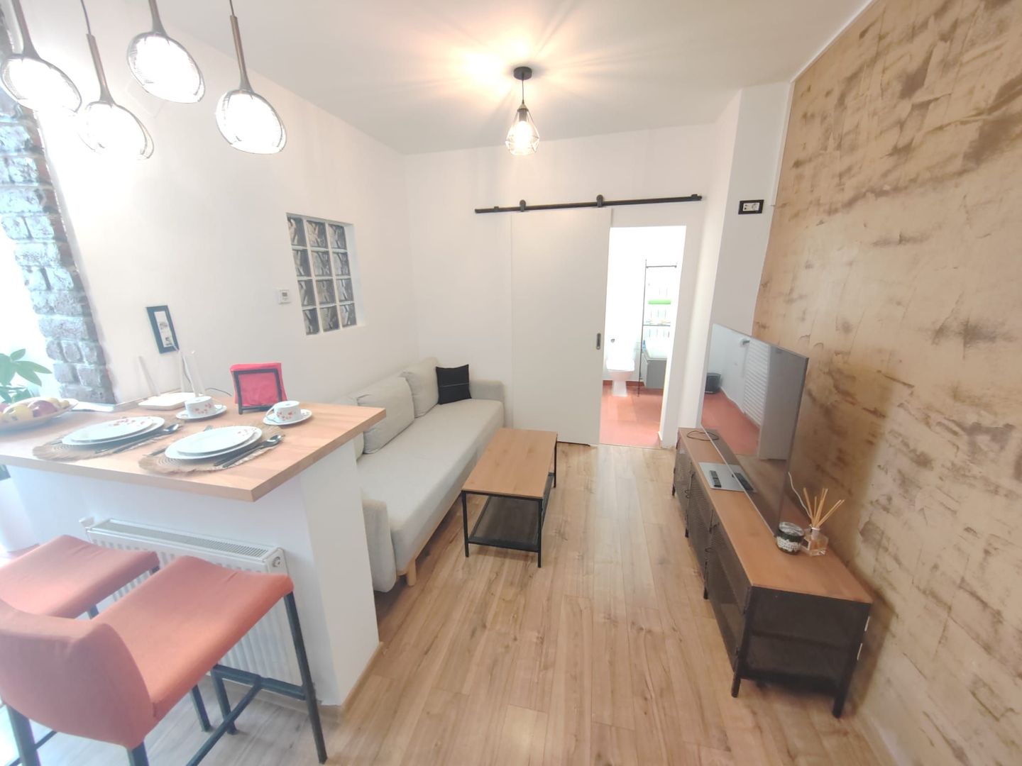 Victoriei Buzesti apartament modern super investitie - Poză 3