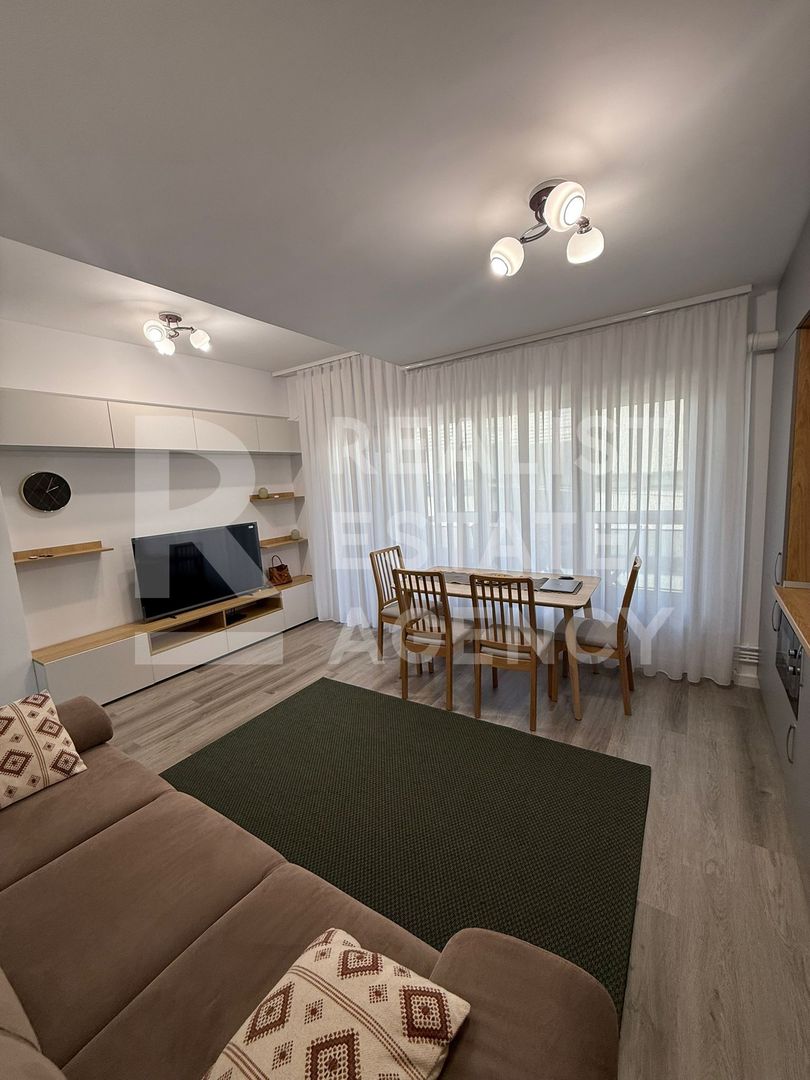 2 camere de închiriat, loc de parcare -  Strada Mircești, zona 1 Mai - Poză 2