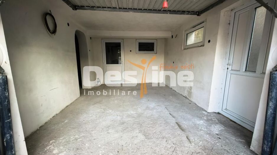 Casă individuală 4 camere 2 garaje 150 mp + anexa și gradina - Poză 39