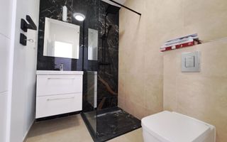 Apartament Sibiu 3 camere, 2 bai, terasa si boxa - Poză 18