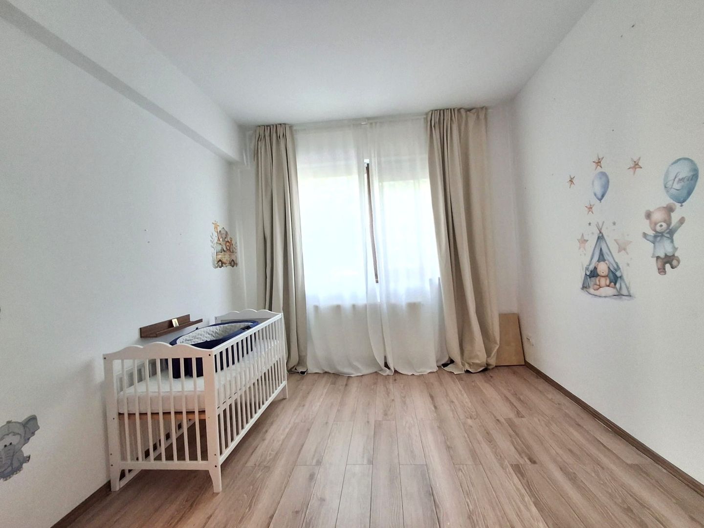 De Vanzare Casa  cu 4 camere  zona Tunari - Poză 5