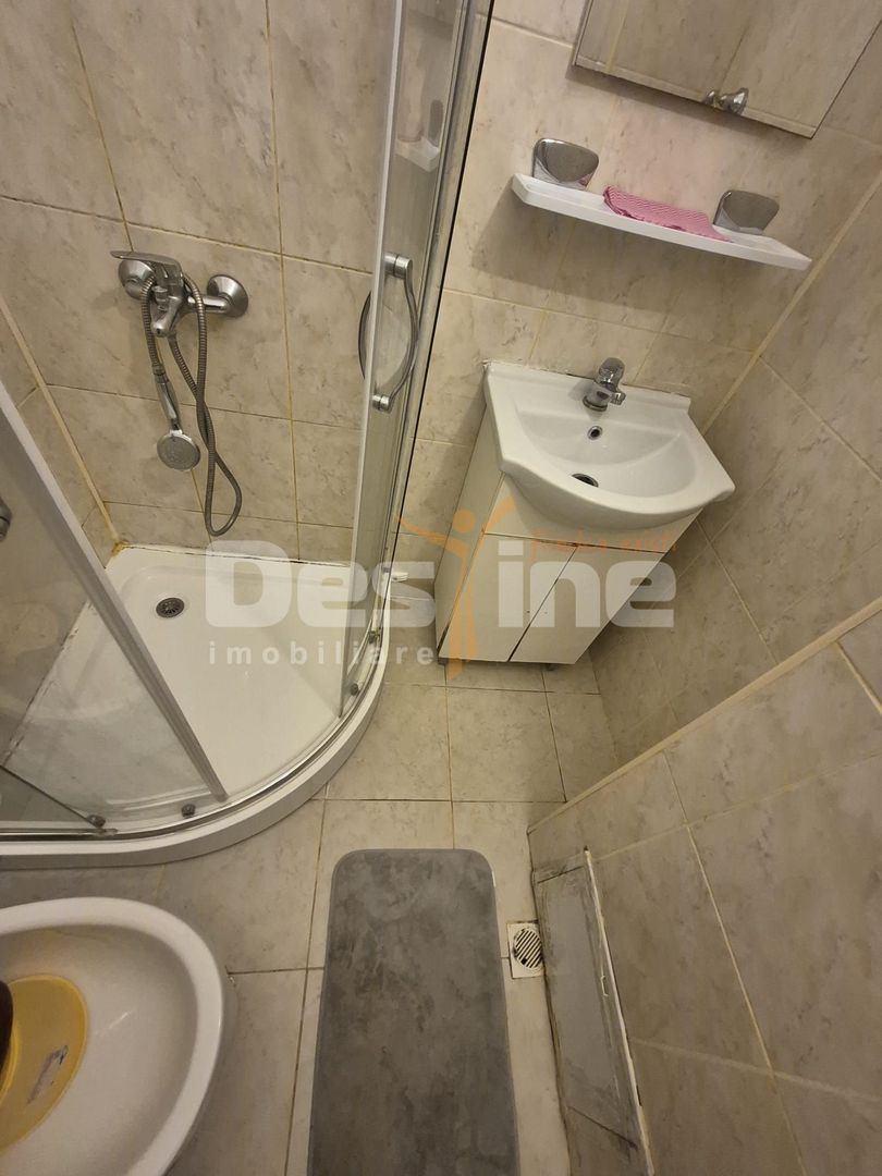 Garsoniera, confort 1, Bulevardul București, disponibilă imediat - Poză 5