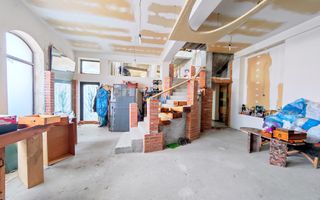 Oportunitate I în Centrul Târgoviștei: Clădire de 498 mp - Poză 13