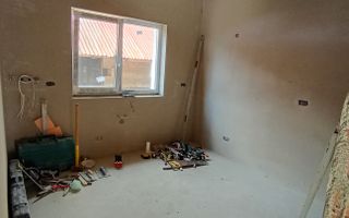 Sanandrei Duplex cu 4 Camere, Drum Asfaltat, Toate Utilitatiile - Poză 5