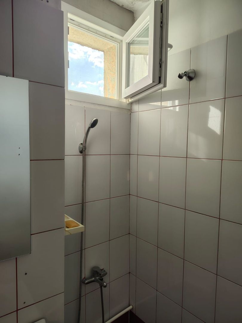 Apartament incapator cu trei camere, Alexandru Obregia, 120.000€ negociabil - Poză 16