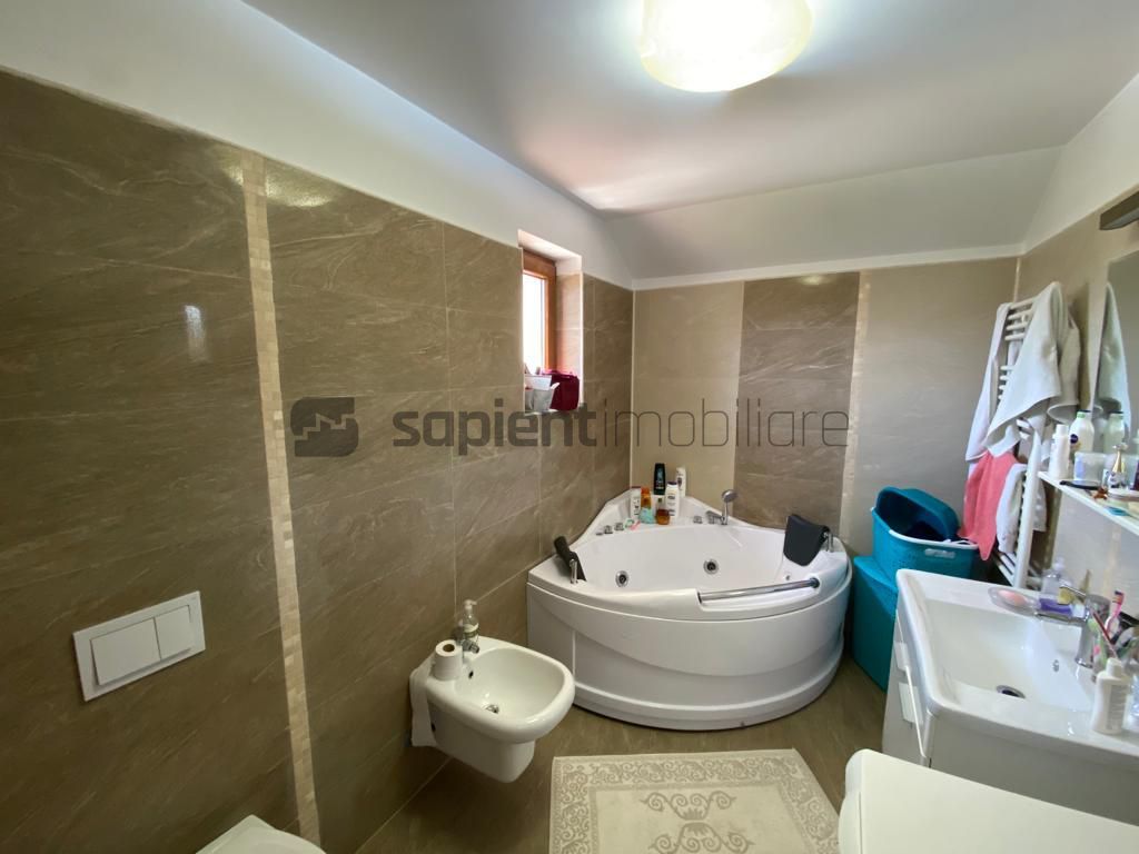Sapient | Casa in zona centrala, Santandrei - Poză 6