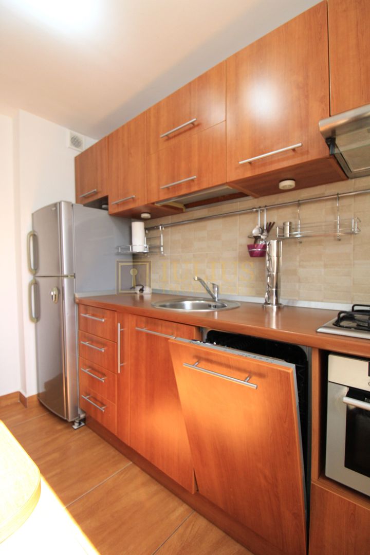 Zona linistita, o camera. - Poză 2