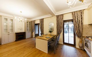 Casa de Lux cu Design Clasic și Piscină la limita dintre Timișoara și Dumbrăvița - Poză 10