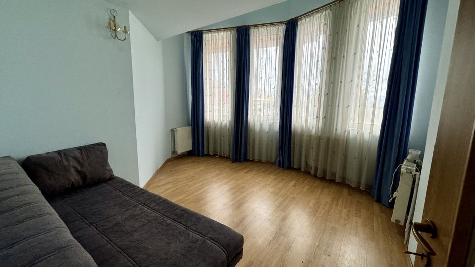 Casă individuală de vânzare în Săcele | Teren 781 mp | 3 Dormitoare - Poză 19