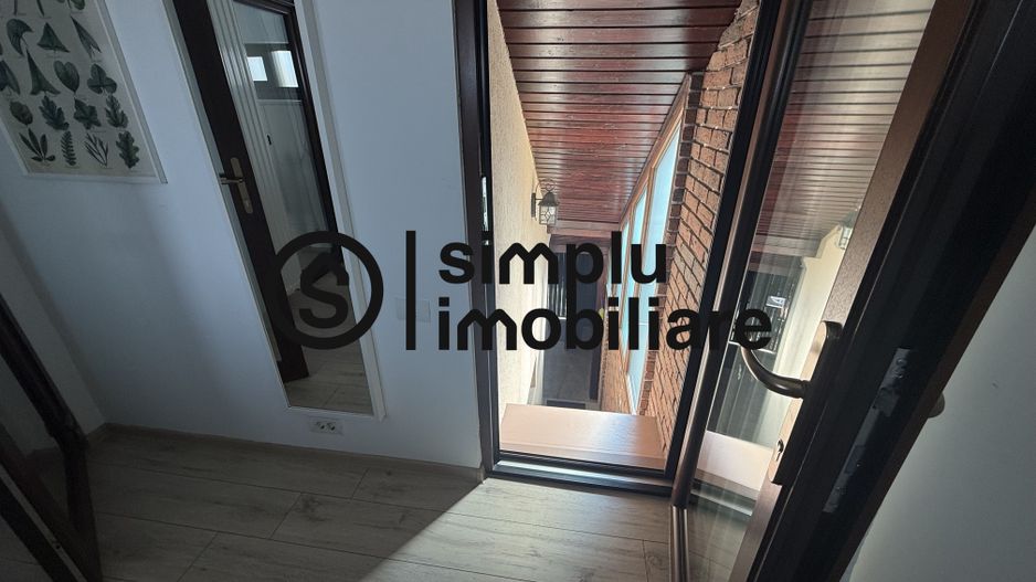 Casa centrala zona Siloz P+M - Poză 11