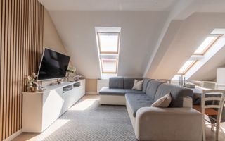 Apartament 3 camere de vanzare Bună Ziua str. Costache Negri Parcare - Poză 2