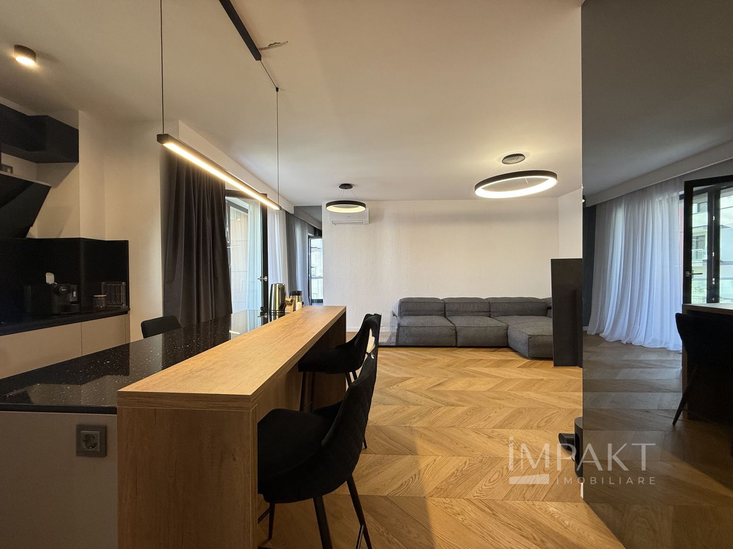 Apartament ultrafinisat 2 camere, 83 mp, Andrei Muresanu Sud - Poză 2