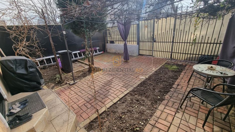 Casa individuala, metrou Aparatorii Patriei, sector 4, comision 0 - Poză 5