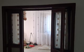 Casa 3 camere, teren 736 mp, de vanzare în Bailesti - Poză 2