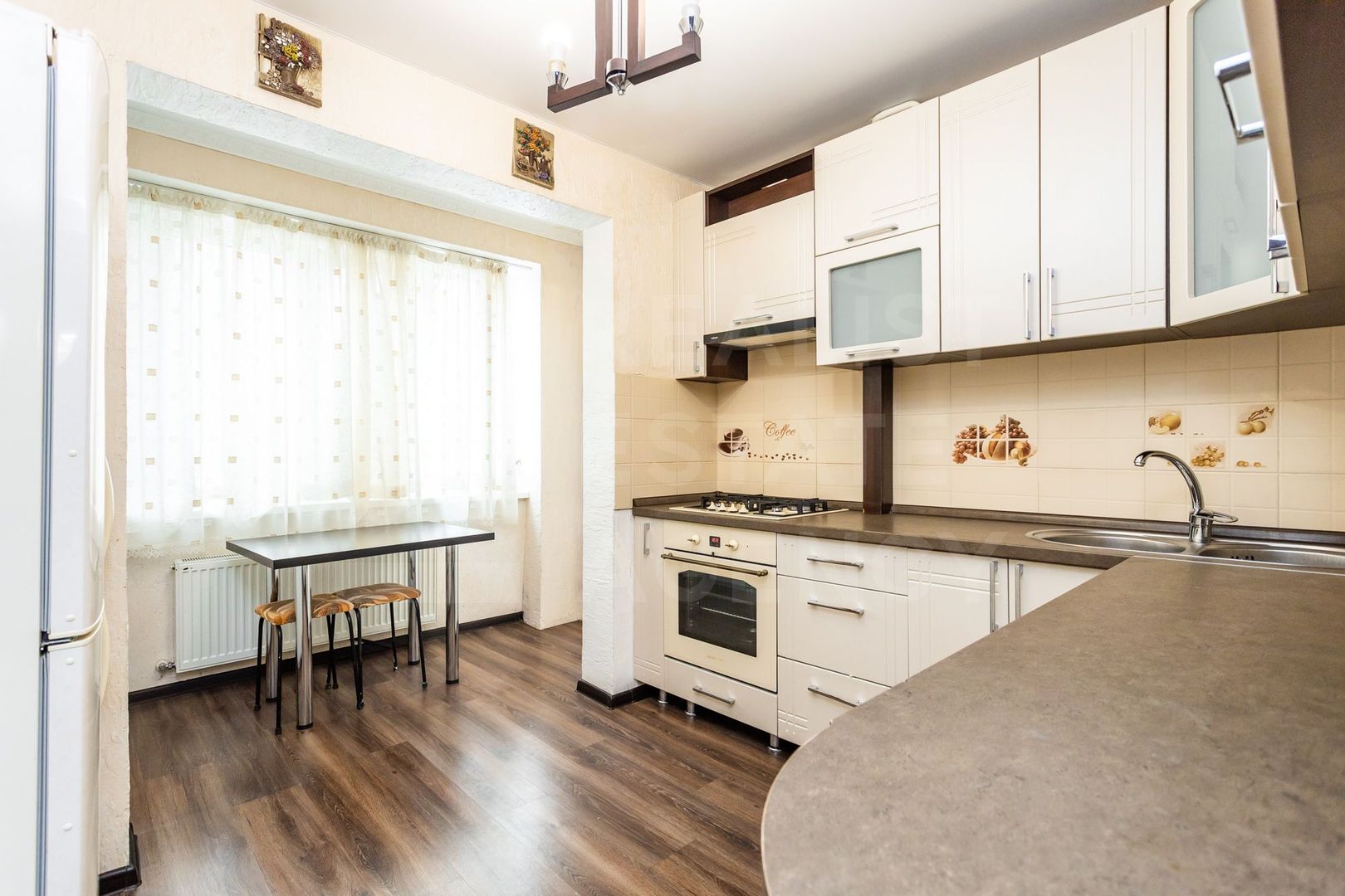 Vânzare, apartament, 3 camere, str. Nicolae Milescu Spătaru, Ciocana - Poză 5
