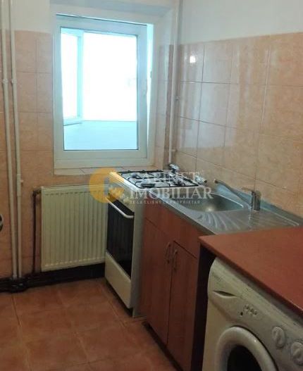 Gara- McDonald's Etaj Intermediar Apartament 1 camera decomandat mobilat-utilat - Poză 5