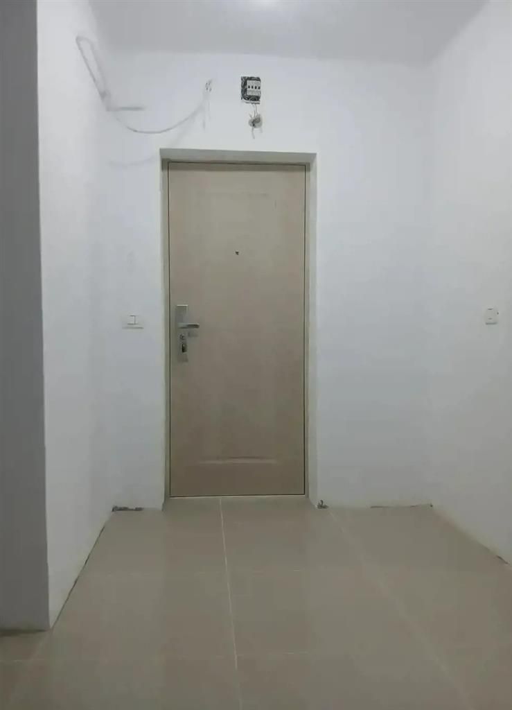 Apartament 2 camere  Dambovita decomandat - Poză 3