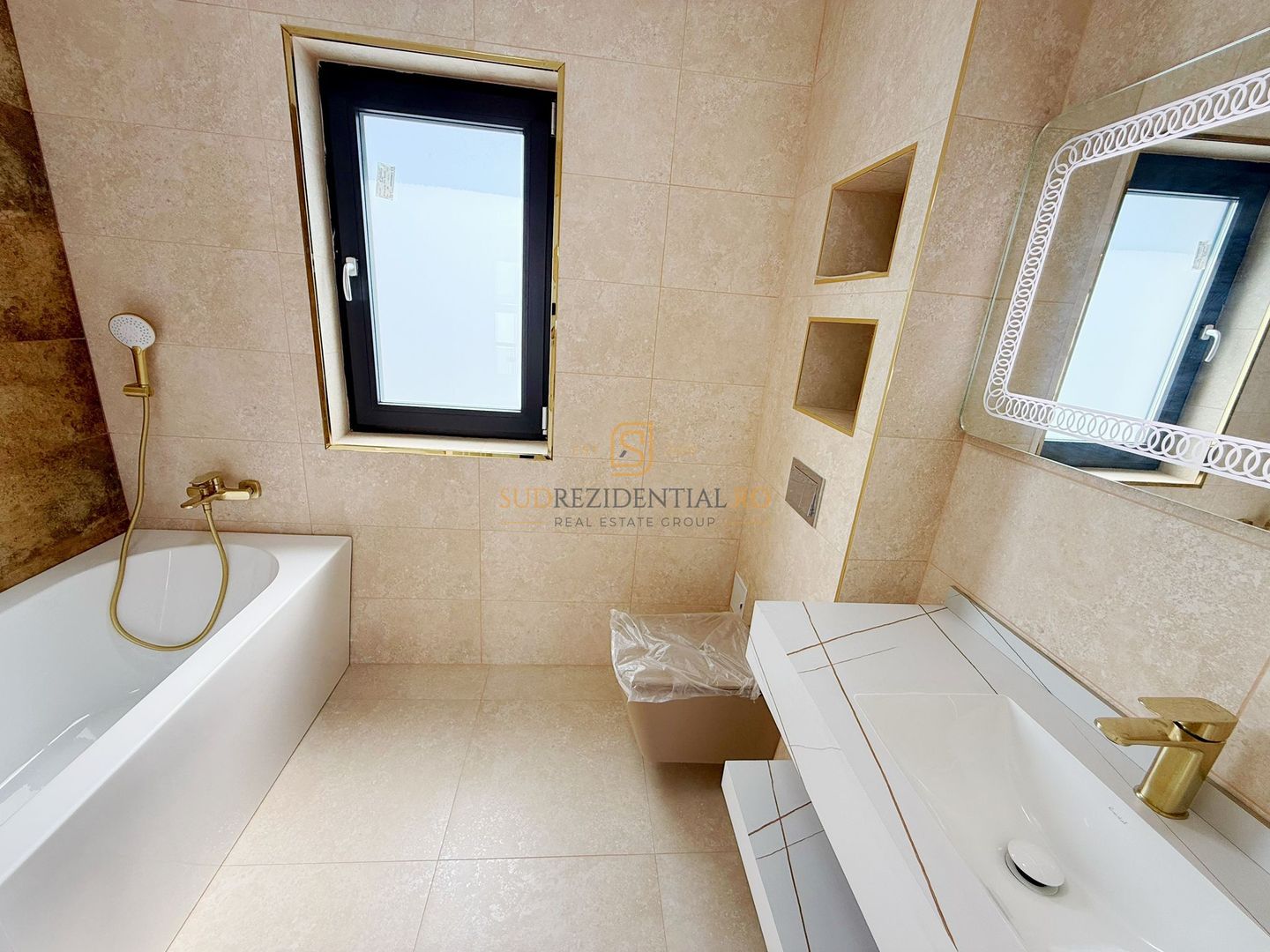Vila individuala de vanzare, curte spatioasa, 4 camere, Berceni, Ilfov - Poză 9