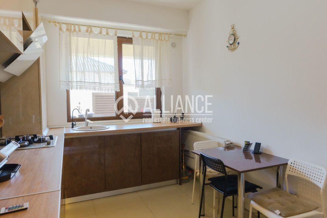 PALAZU MARE -  Vila Duplex cu 4 Camere, Panorama Superba si Curte Amenajata - Poză 43