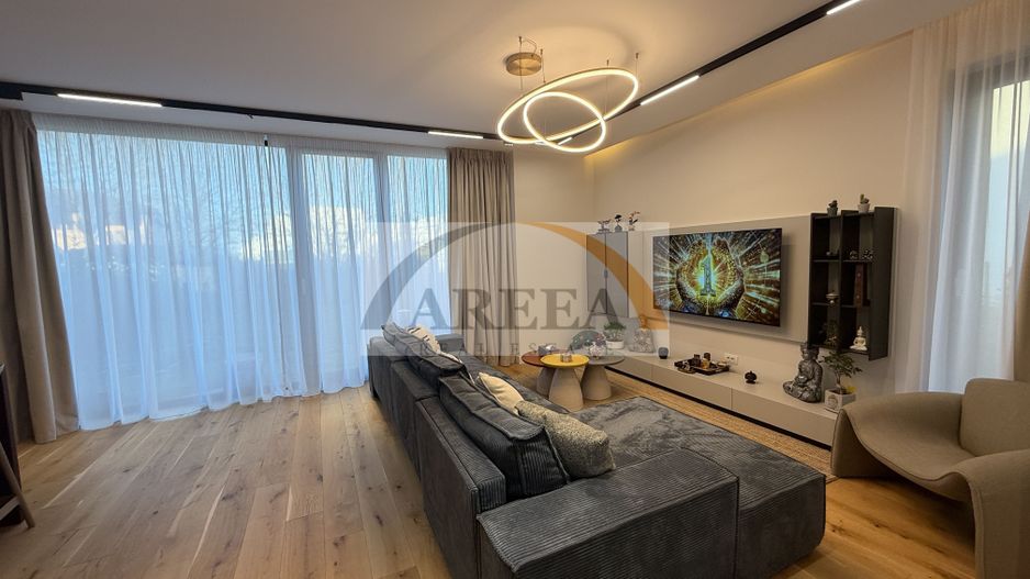 Vila 5 camere complex residential Tunari - Poză 6