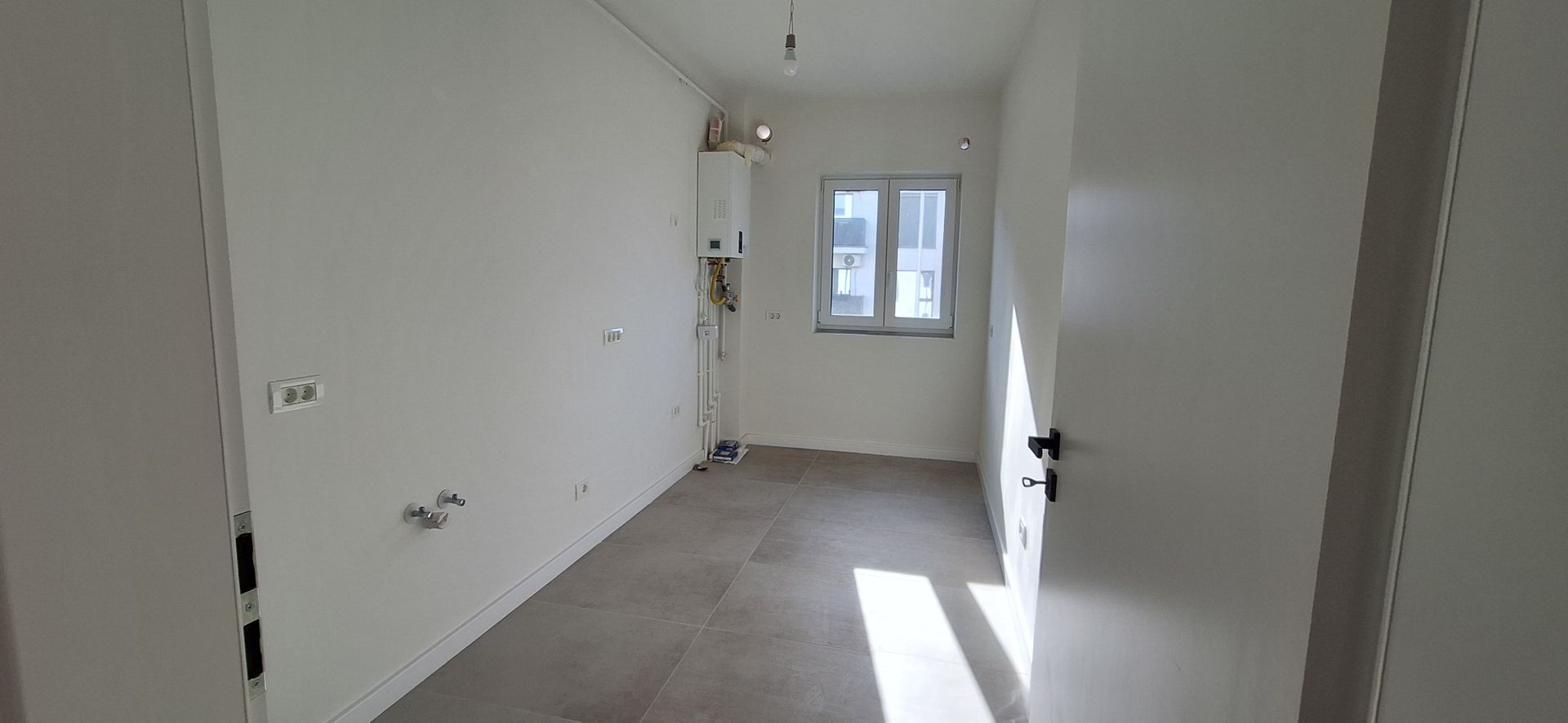 Apartament 2 camere cu loc de parcare inclus - Poză 6
