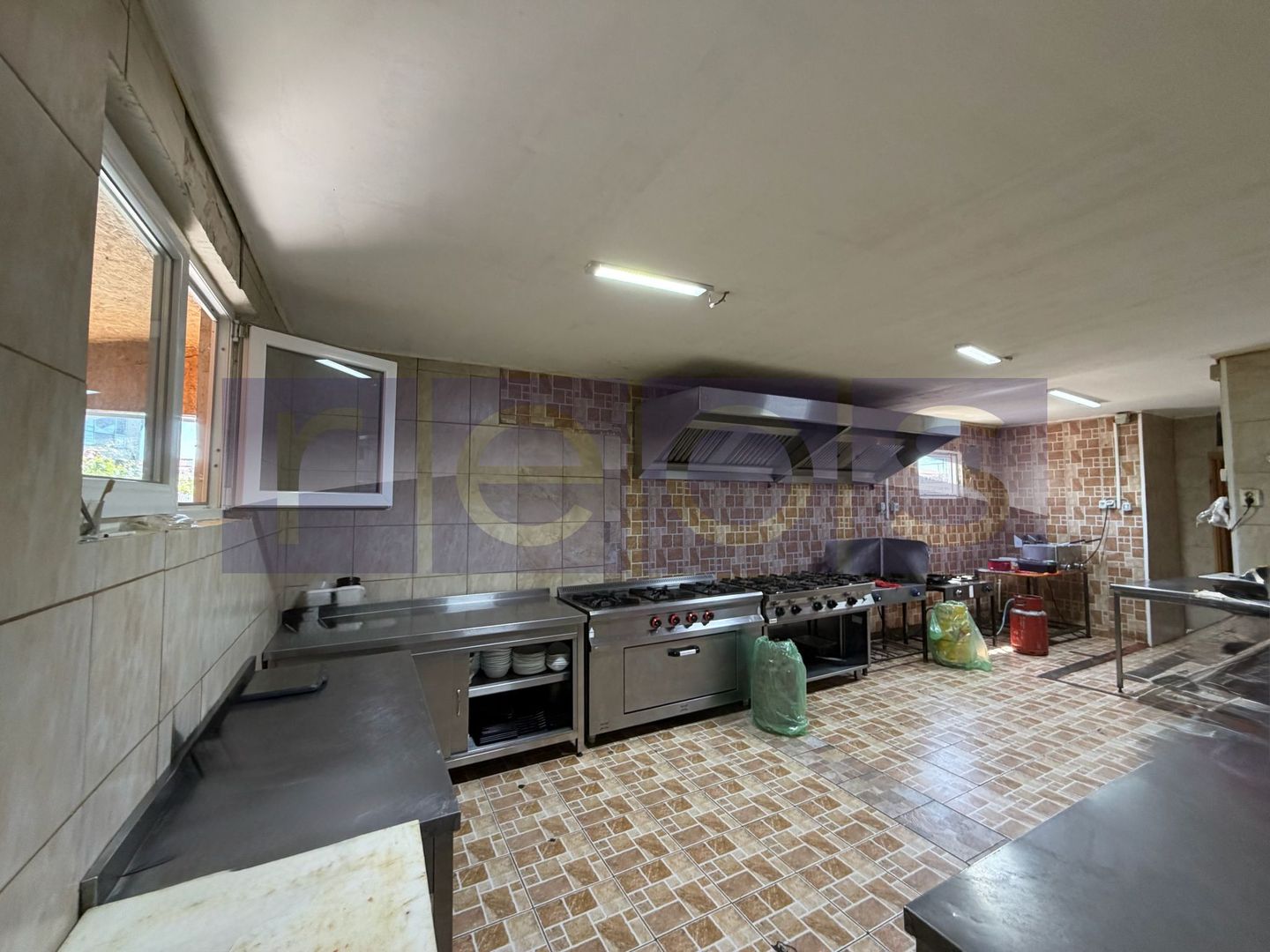 VANZARE AFACERE | RESTAURANT+TEREN 320 MP | VOLUNTARI | UTILAT-ECHIPAT - Poză 15