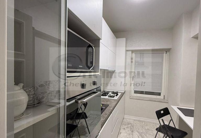 Apartament modern cu 2 camere - Royal Town, Copou - 550€ - Poză 7