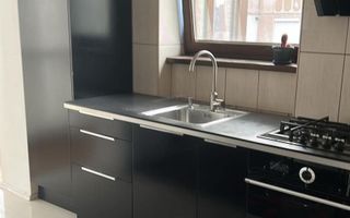 Apartament 2 Camere+Garaj. Mobilat. Disponibil imediat. Bloc nou: 2010 - Poză 2