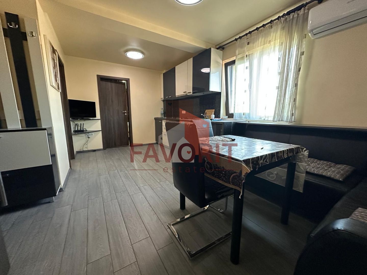 2 camere | bloc nou in oras | centrala proprie | etaj intermediar | - Poză 2