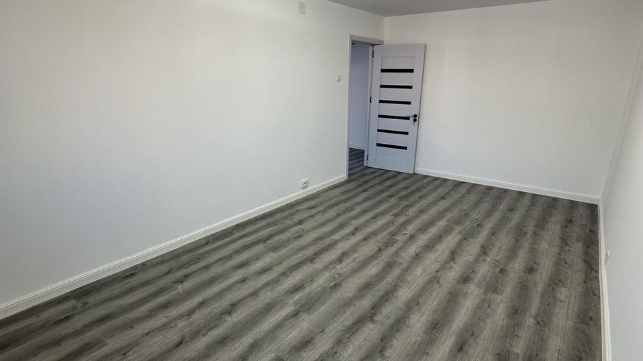 3 Camere 68mp Renovat - Aparatorii Patriei - Contract Parcare - Poză 12