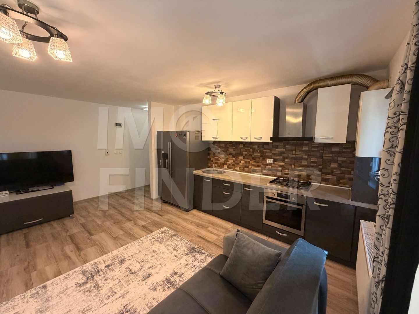 Apartament cu 3 camere, 70 mp, balcon – zona BMW, Florești - Poză 5