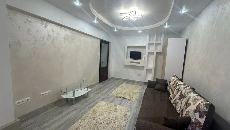 Apartament utilat mobilat 2 camere etaj 2 in zona Mihai Viteazu - Poză 1