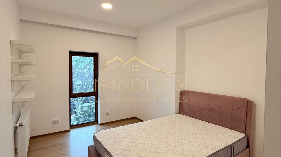 Vila cu 5 camere *200mp* + Teren *300* / 3 locuri de parcare // Pipera - Poză 14