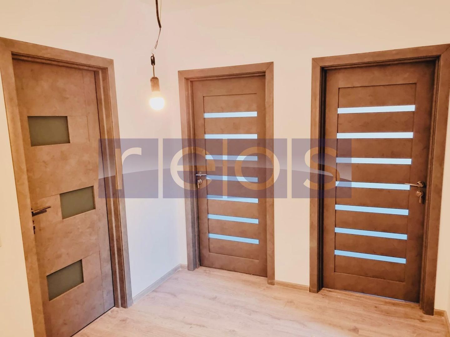 VILA DE VANZARE | 5 CAMERE | BURIAS - Poză 12