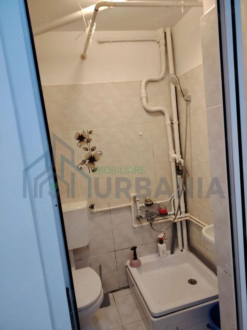 Apartament cu o cameră, proaspăt renovat, în zona Podu Roș - Țuțora, Iași - Poză 3